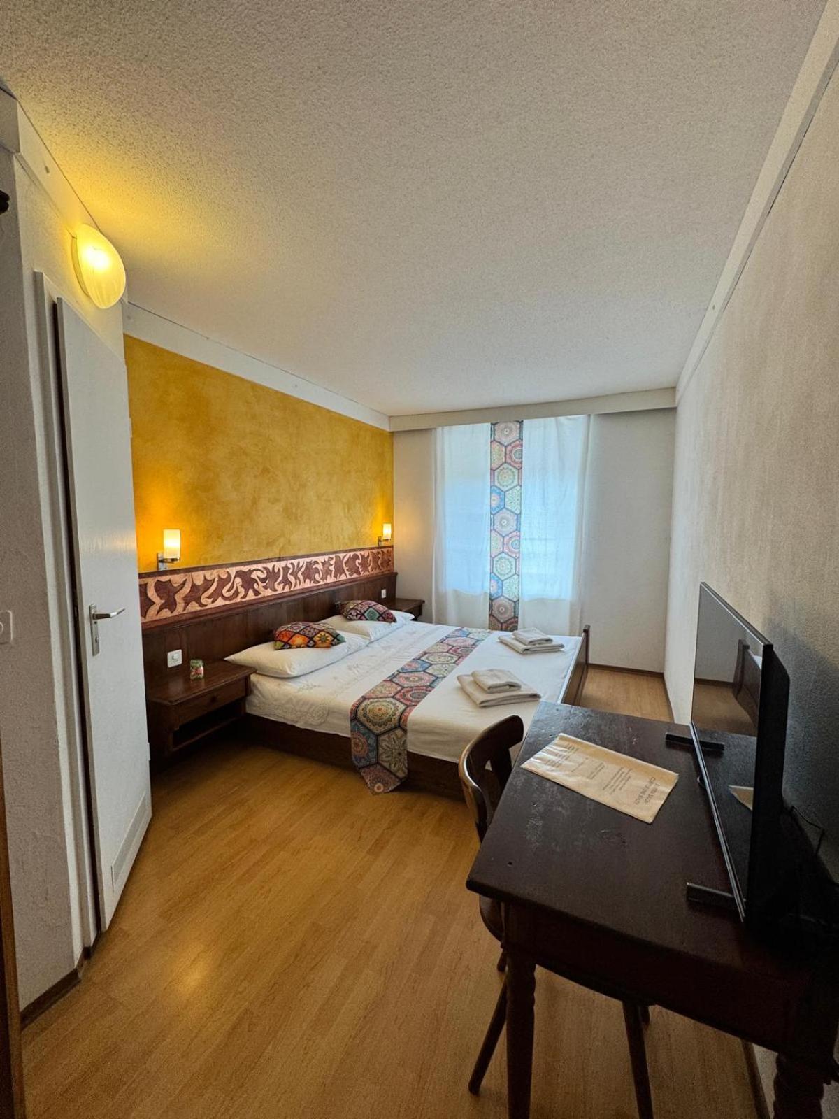 Hotel Post Cunter Biancardi ซาโวญิน ภายนอก รูปภาพ